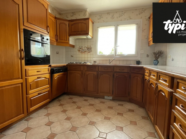 Maison avec vie de plain pied-Hennebont-VM301-TYPI-IMMO-https://img.netty.immo/productrtw/company39917mlm/2/VM301/1726080359_VM301_8_original.jpg