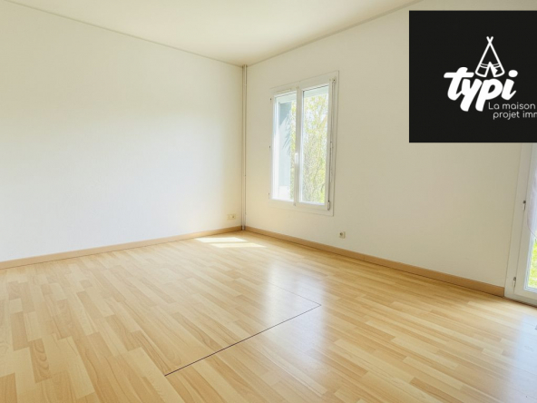 Maison de 5 pièces principales LANESTER-Lanester-VM352-TYPI-IMMO-https://img.netty.immo/productrtw/company39917mlm/2/VM352/1757175018_VM352_12_original.jpg