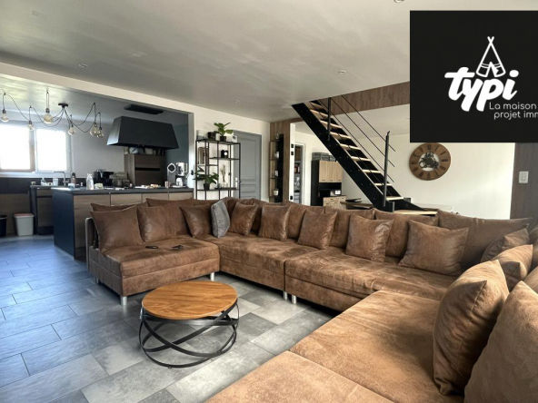 MAISON DE 140 M² - LOCMIQUELIC-Locmiquélic-VM372-TYPI-IMMO-https://img.netty.immo/productrtw/company39917mlm/2/VM372/1758299373_VM372_10_original.jpg