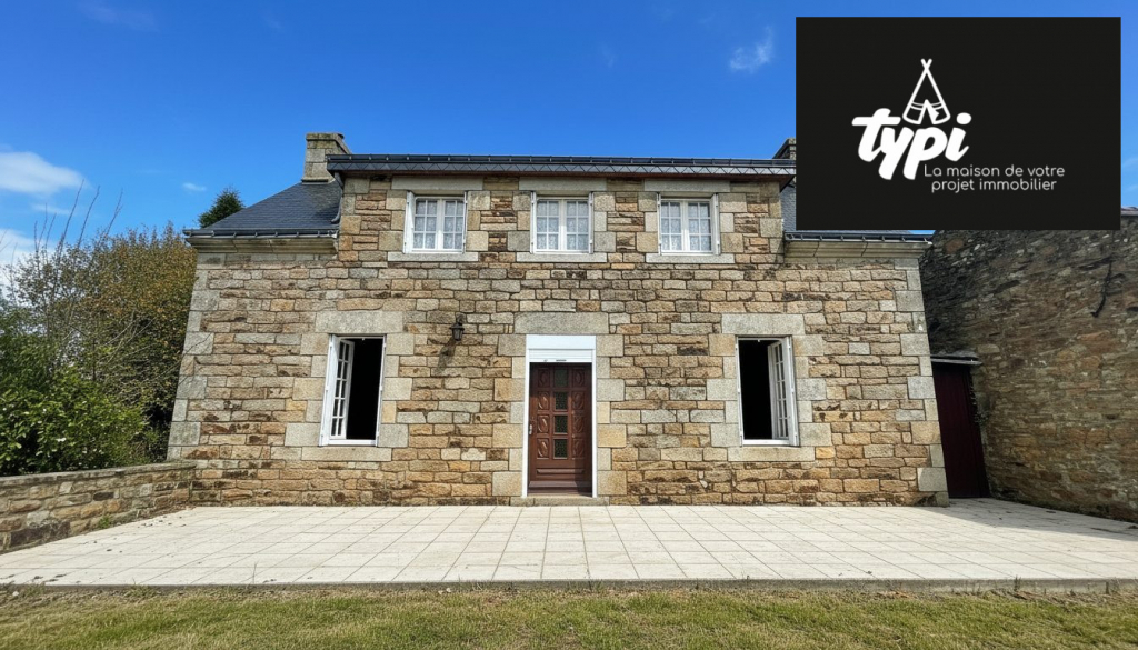 MAISON EN PIERRE