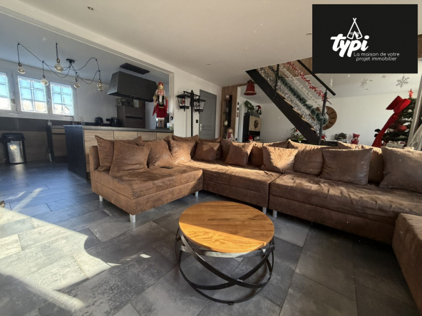 MAISON DE 140 M² - LOCMIQUELIC-Locmiquélic-VM372-TYPI-IMMO-https://img.netty.immo/productrtw/company39917mlm/2/VM372/1764152750_VM372_2_original.jpg