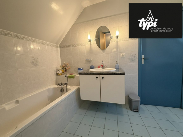 MAISON de 150 m² - LANESTER-Lanester-VM411-TYPI-IMMO-https://img.netty.immo/productrtw/company39917mlm/2/VM411/1767778059_VM411_43_original.jpg