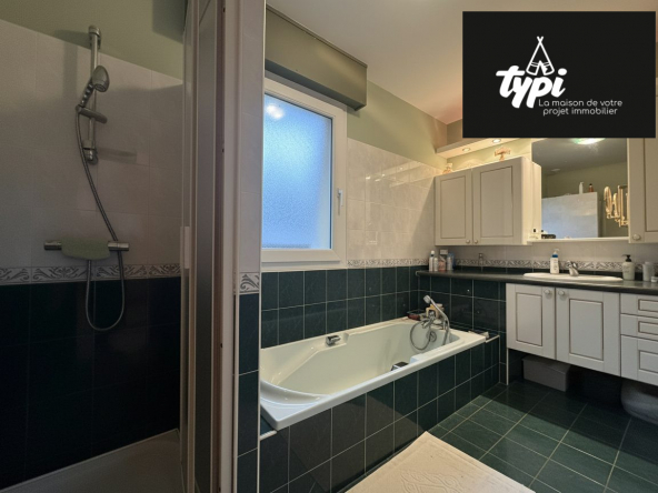 MAISON de 150 m² - LANESTER-Lanester-VM411-TYPI-IMMO-https://img.netty.immo/productrtw/company39917mlm/2/VM411/1767778059_VM411_44_original.jpg