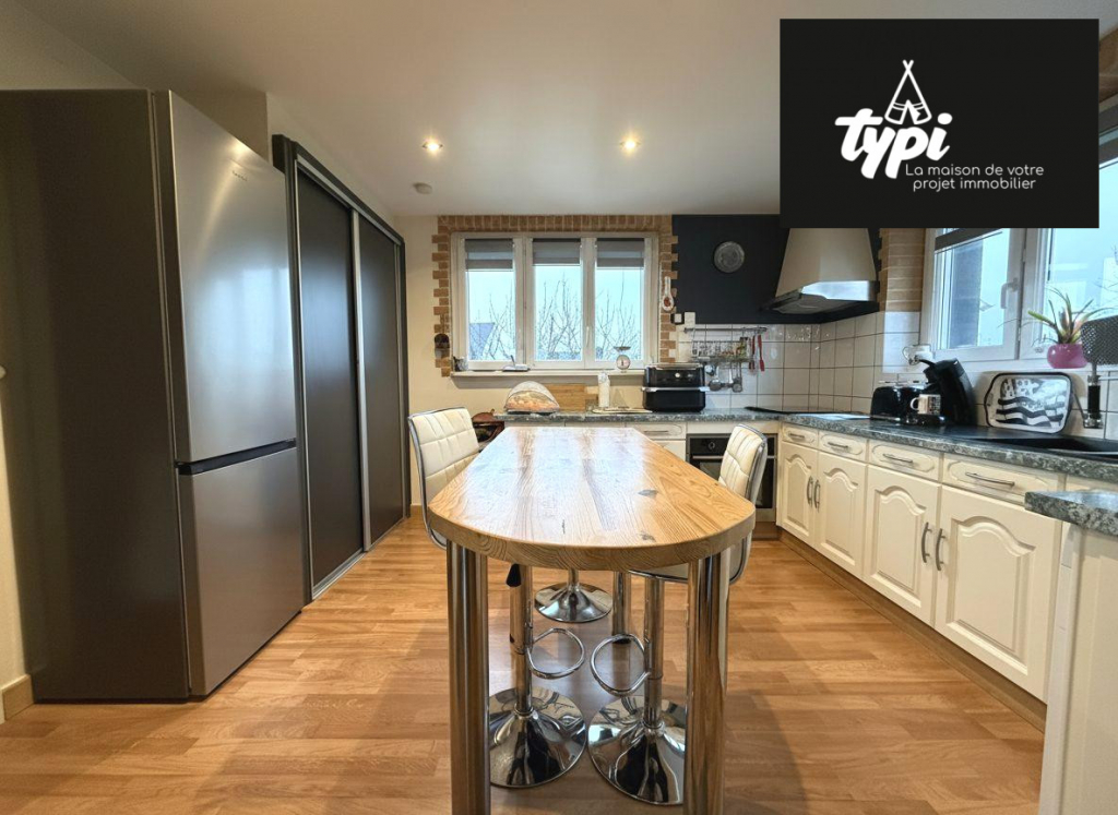 Maison familiale 149 m² – Lanester-Lanester-VM432-TYPI-IMMO-https://img.netty.immo/productrtw/company39917mlm/2/VM432/1769533580_VM432_11_original.jpg